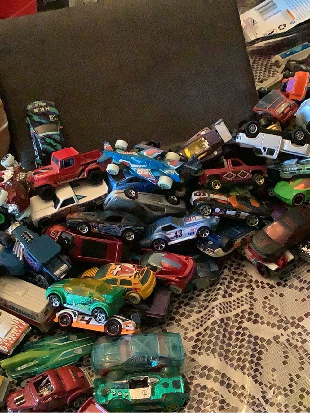 281 HotWheel cars